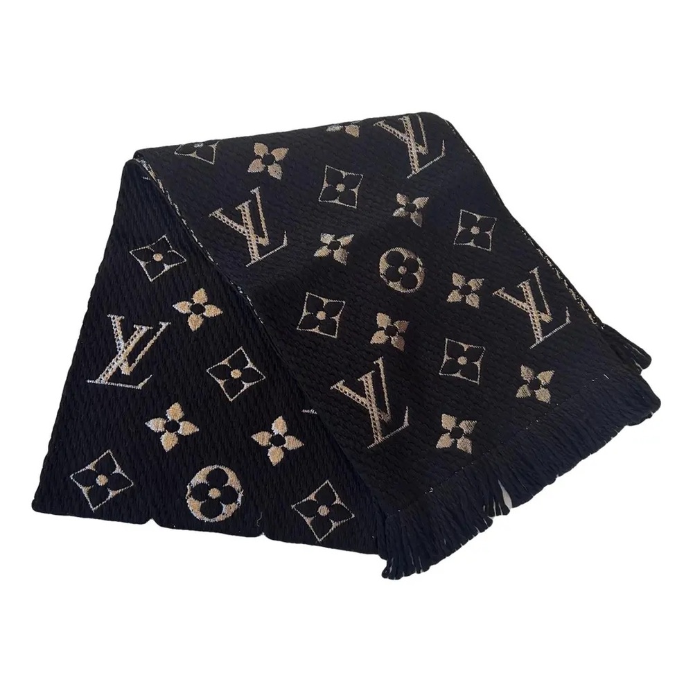 Louis Vuitton logomania winter scarf